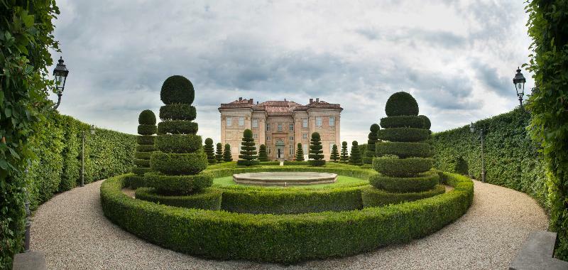 Castello Di Guarene Hotel Luaran gambar